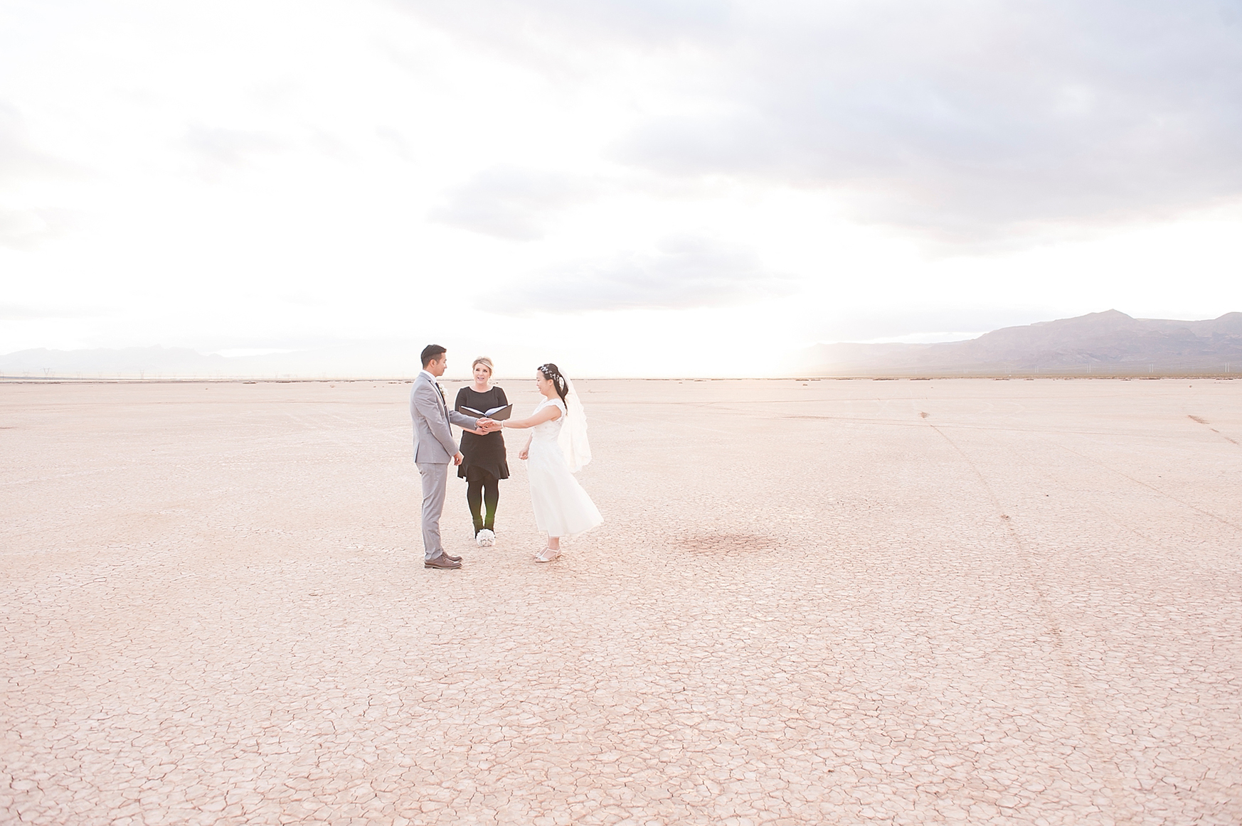 Location: Dry Lake Bed | Officiant: Peachy Keen Unions