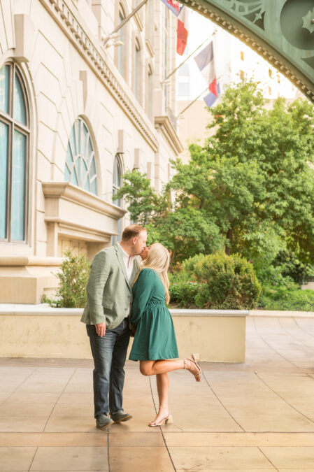 las vegas engagement couple photographed in paris las vegas