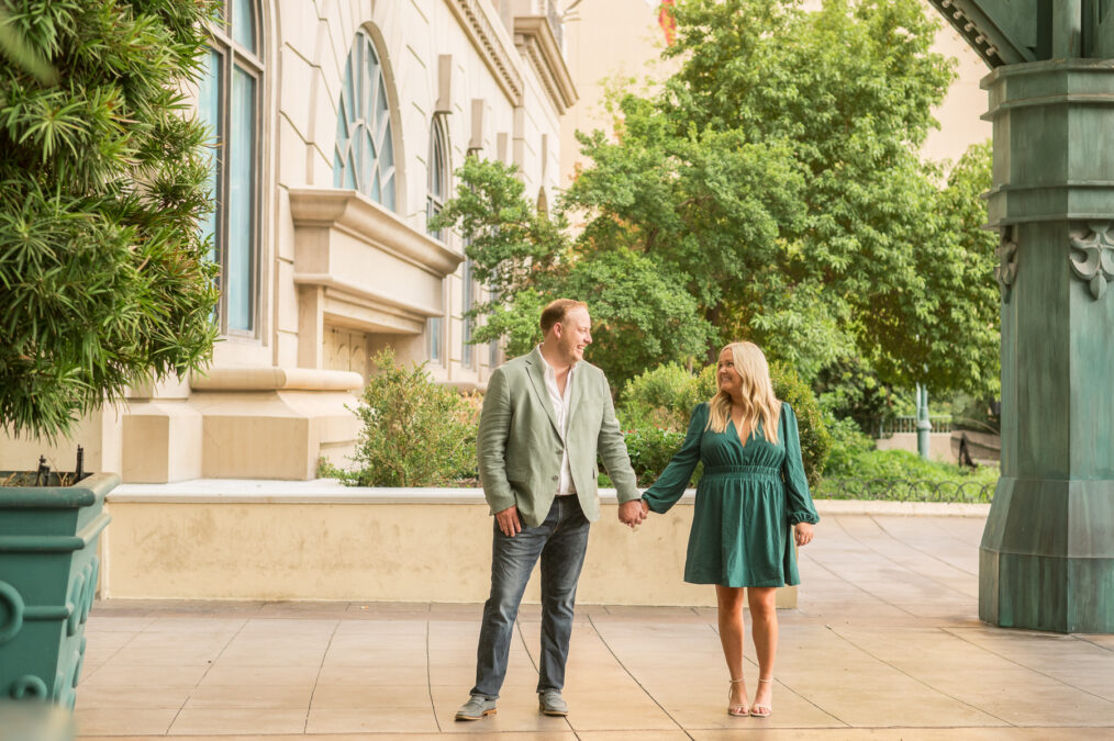 las vegas engagement couple photographed in paris las vegas