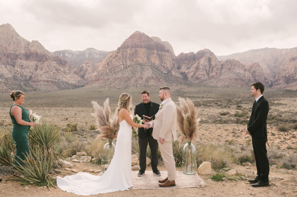 Red Rock Canyon wedding ceremony 