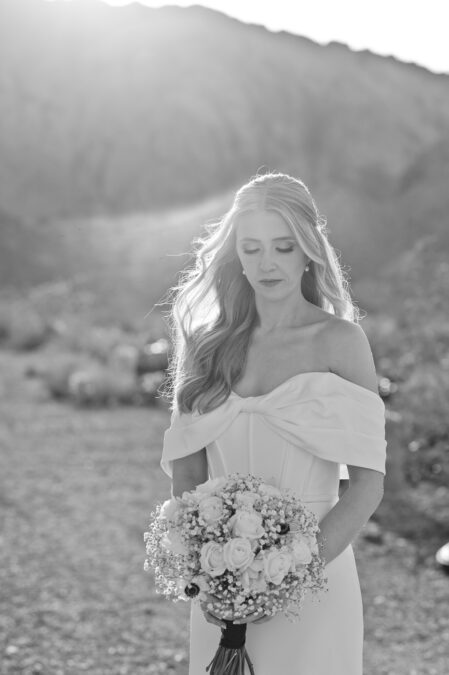black and white photo of UK bride in desert las vegas wedding 