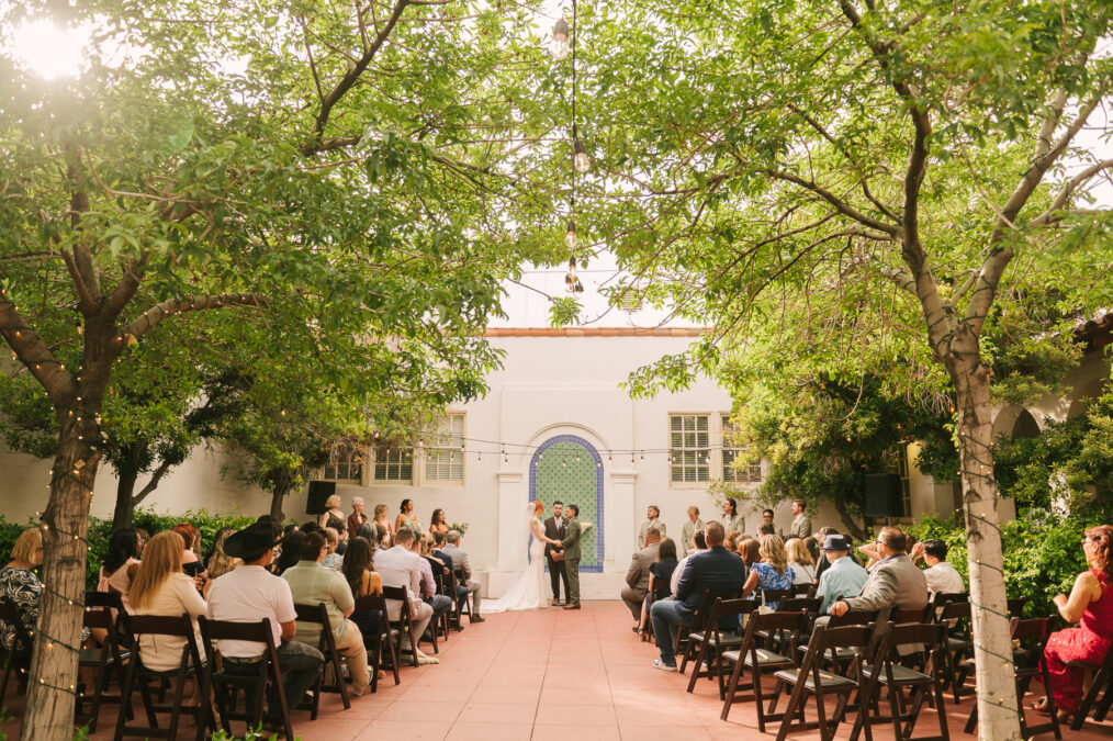 Las Vegas fall wedding at the historic 5th street school in downtown 